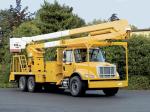Freightliner Business Class M2 112 Lift Platform 2002 года